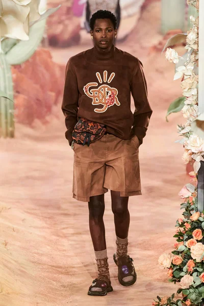 Look 31